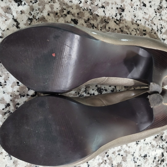 3/$15 Alfani Silver Stormy Gray Platform 7.5 Pump Heel - Picture 7 of 7